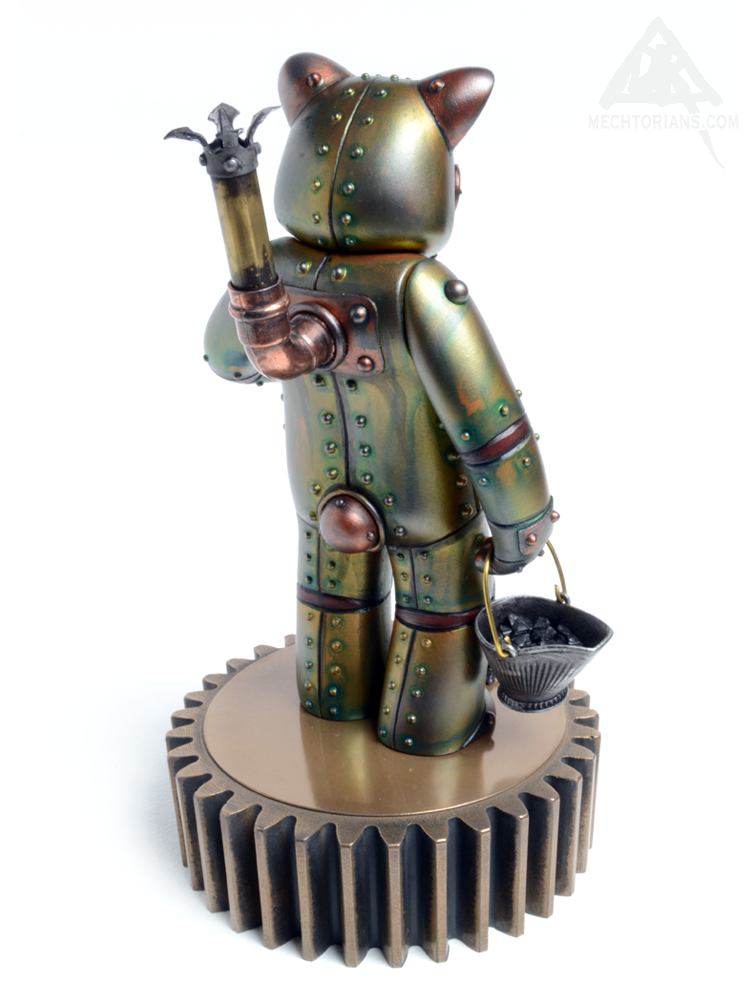Steam Powered “Mechanics of Life” collaboration with Luke Chueh and Doktor A, Bruce Whistlecraft. Target Bear figure from Munky King.