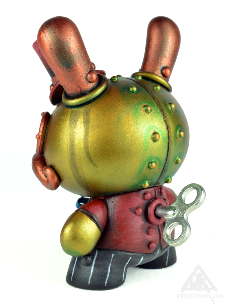 Customised Mechtorian Kidrobt Dunny figure by Doktor A.